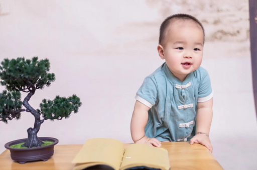 供卵包生男孩公司宝宝霜哪个牌子好用